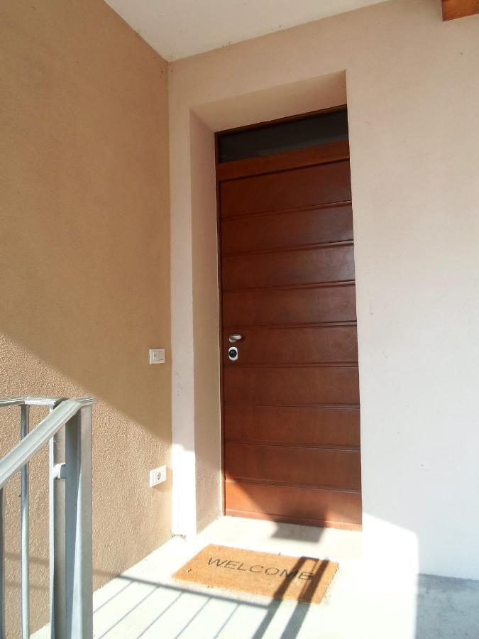 Casa Ines Apartment โลนาโต ภายนอก รูปภาพ