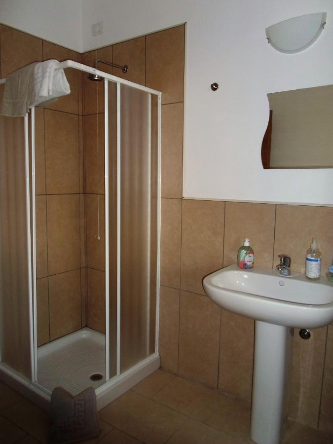 Casa Ines Apartment โลนาโต ภายนอก รูปภาพ